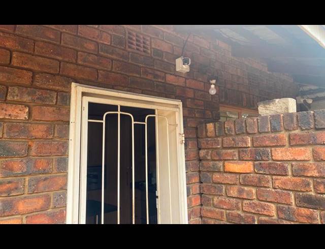 3 BEDROOM HOUSE FOR SALE IN AERORAND